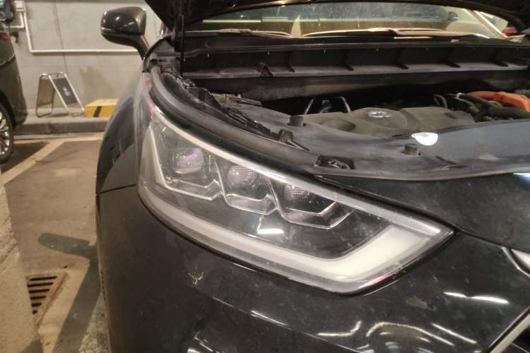 Used Toyota Highlander 2023 2.5L Smart Electric Hybrid Dual-Engine 4x4 Knight Edition 7 Seats Right Front Headlight