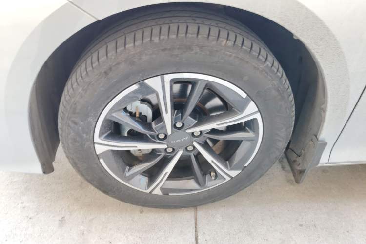 Used AION S MAX 2024 80 Star Edition Lithium Iron Phosphate