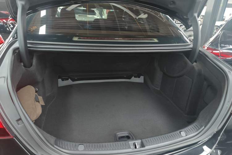 Used Mercedes-Benz E-Class 2023 E 300 L Luxury Model
