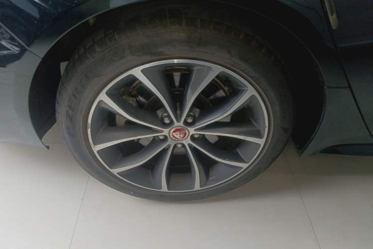 Used Jaguar XFL 2021 XFL 2.0T P250 Two-Wheel-Drive Elite Sport Edition
