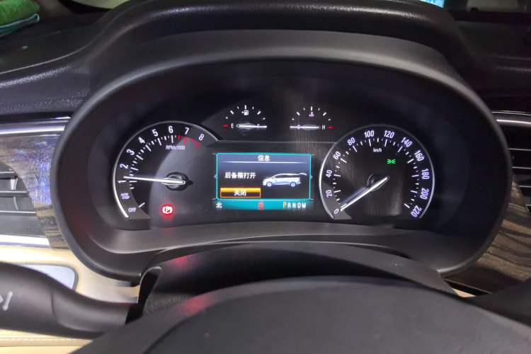 Used Buick GL8 2018 ES 28T Premium Model China VI Standard