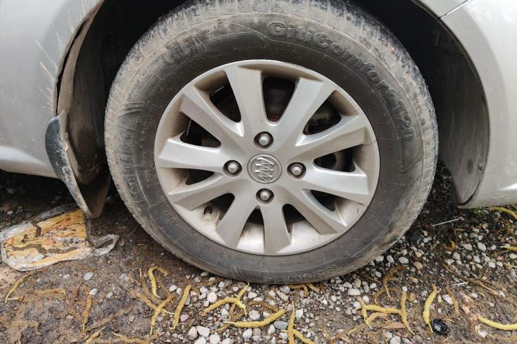 Used Buick Excelle 2011 1.6 LX-MT