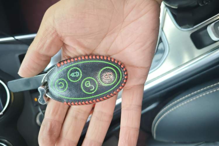 Used BYD Song 2018 1.5TID Automatic Smart Connect Prestige Model
