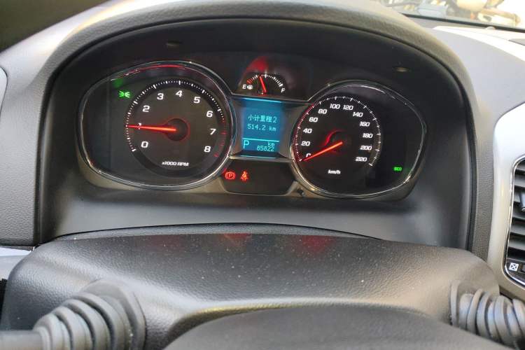 Used Chevrolet Captiva 2017 2.4L 4x4 Flagship Edition 7-Seater Instrument Cluster