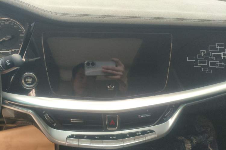 Used Geely Auto Emgrand GT 2020 Revised 1.8T Navigation Edition Audio And AC Panel