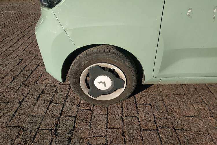 Used Wuling Hongguang MINIEV 2022 Macaron Premium Model – Lithium Iron Phosphate