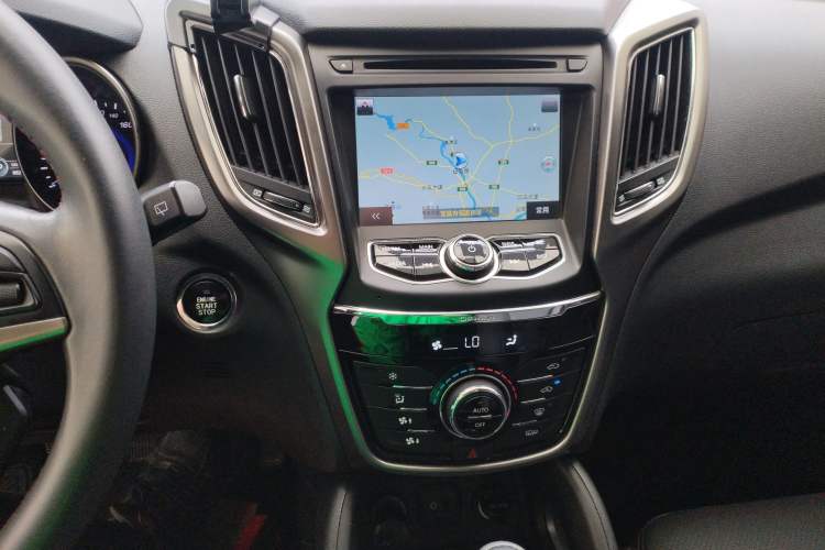 Used CHANGAN CS75 2014 1.8T Automatic Elite Model China IV Standard
