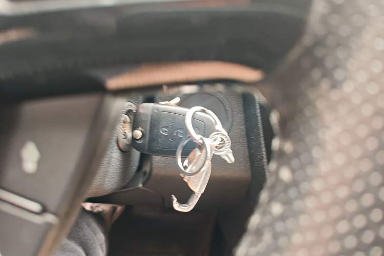 Used Bestune X80 2016 2.0L Manual Luxury Edition
