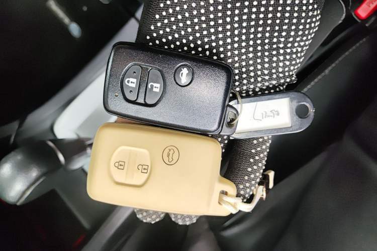 Used Subaru XV 2014 2.0i Luxury Edition