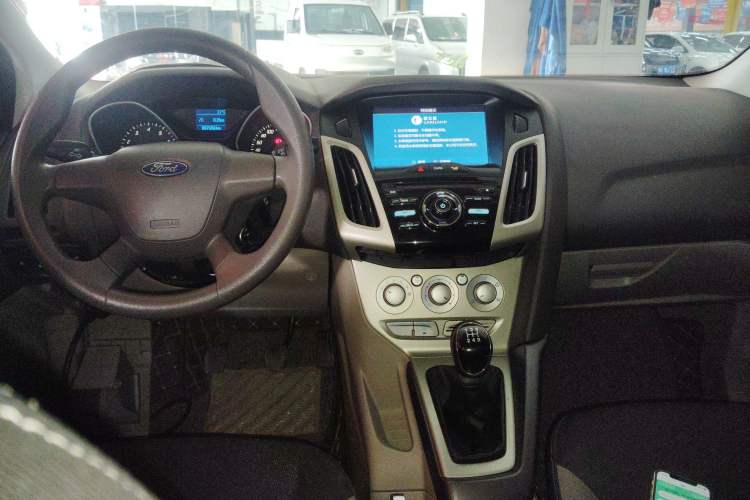 Used Ford Focus 2012 Sedan 1.6L Manual Comfort Model