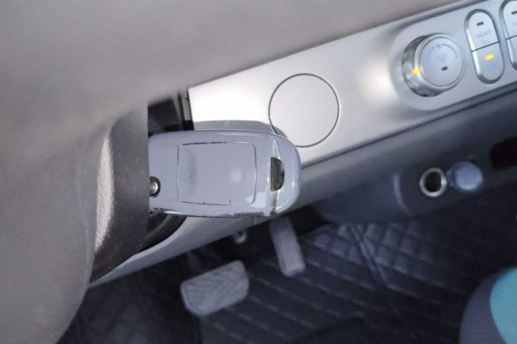 Used CHANGAN NEVO Lumin 2022 155 km – Refreshingly Sweet Edition
