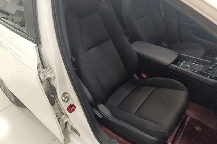 Used Mazda 3 Axela 2022 2.0L Automatic ZhiXuan Edition