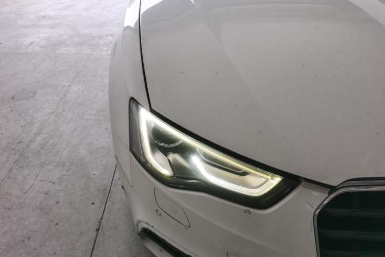 Used Audi A5 2016 Restyled Sportback 35 TFSI Ambition Edition Right Front Headlight