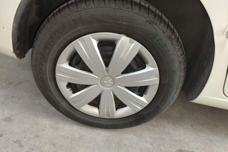 Used Volkswagen Jetta 2015 1.4L Manual Fashion Model