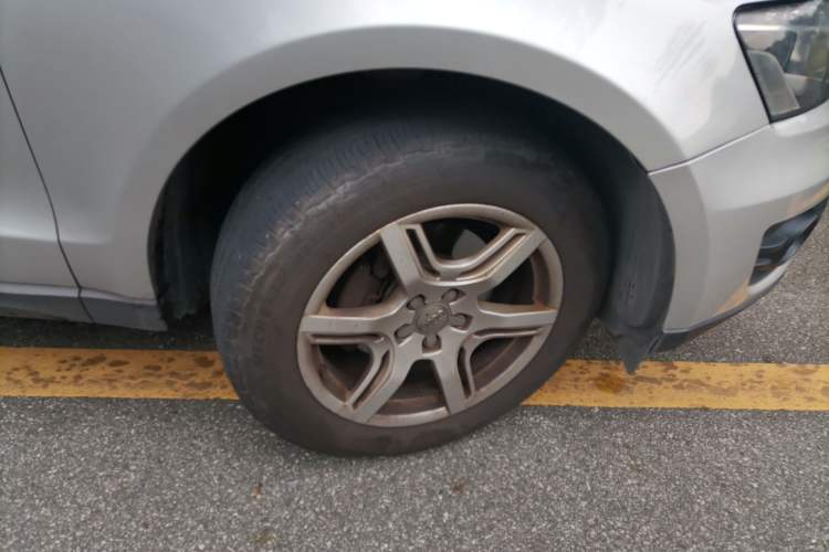 Used Audi Q5 2010 2.0TFSI Comfort Version Right Front Wheel Hub