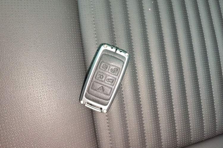 Used Land Rover Discovery Sport 2023 249 PS R-Dynamic S Performance Edition
