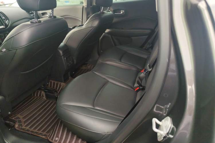 Used Jeep Compass 2019 220T Automatic Family Edition