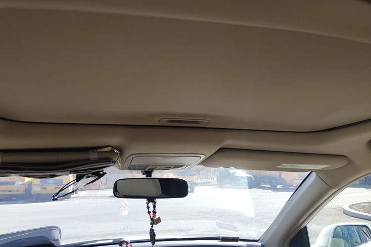 Used Honda CR-V 2010 2.0L Automatic Four-Wheel Drive Classic Edition Headliner