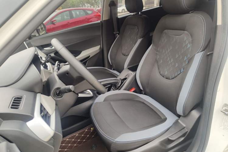 Used Baojun 510 2021 1.5L CVT Enjoy Edition Left Front Seat