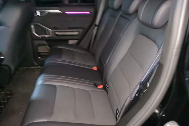 Used JETOUR Traveler 2023 2.0T All-Wheel Drive CrossPRO+