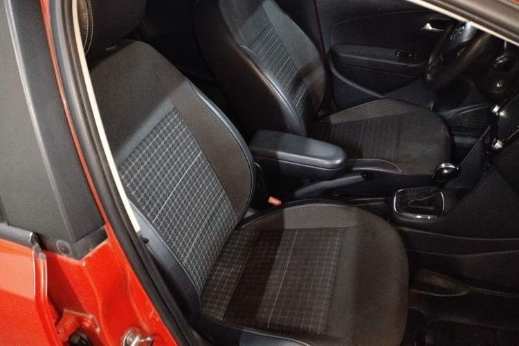 Used Volkswagen Polo 2014 1.4L Automatic Comfort Edition