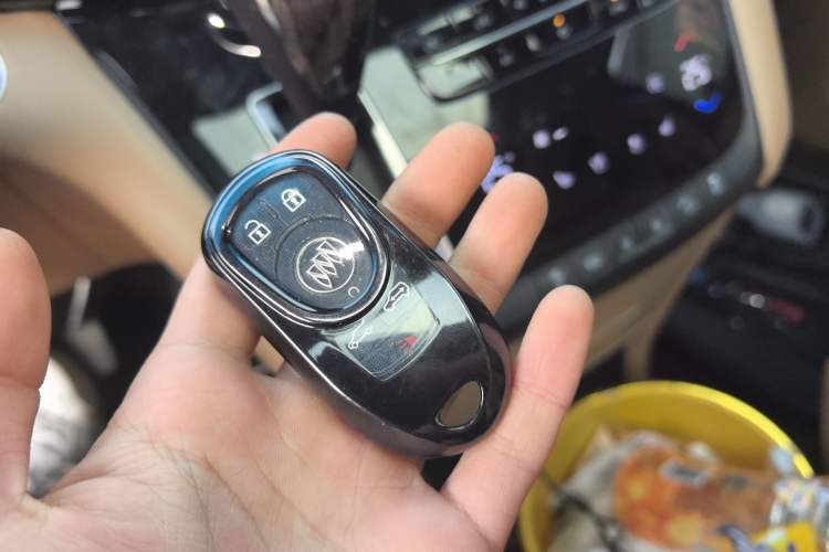 Used Buick GL8 2017 ES 28T Flagship Model China V Standard