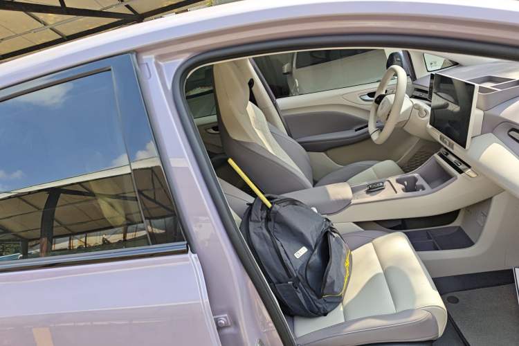 Used MG 4 EV 2026 Model 530 Smart Fun Edition Right Front Seat