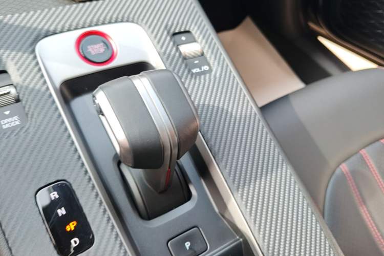 Used GAC Trumpchi EMPOW 2023 Shadow Leopard H High-Energy Hybrid Edition Gear Lever