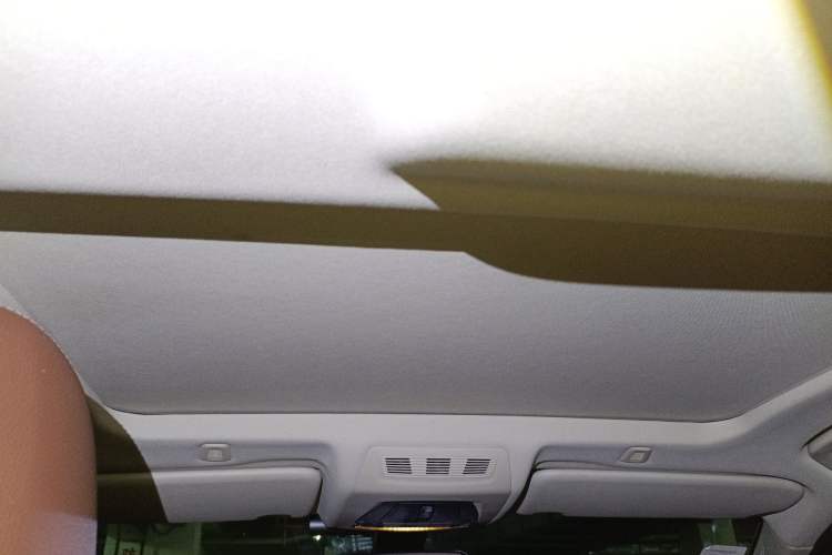 Used BMW 5 Series 2014 525Li Leading Model