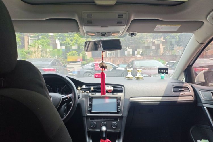 Used Volkswagen Golf 2014 1.4TSI Automatic Comfort Model Headliner