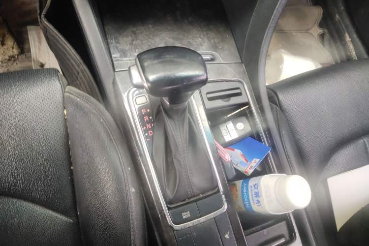 Used Kia K5 2016 2.0L Automatic LUX
