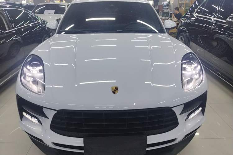 Used Porsche Macan 2018 Macan 2.0T Front