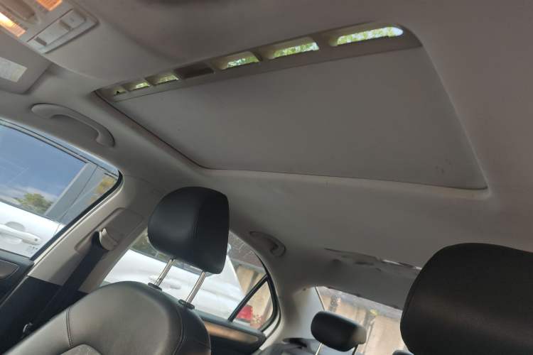 Used Volkswagen Santana 2015 1.6L Automatic Comfort Edition
