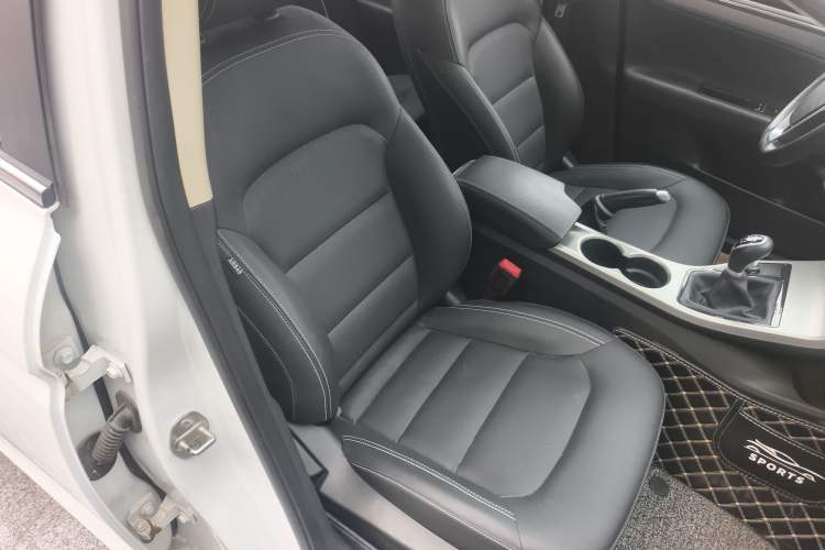 Used Geely Auto Emgrand GL 2017 1.8L Manual Elite Model
