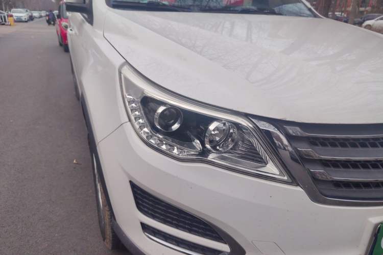 Used Baojun 560 2016 1.8L Manual Value Edition