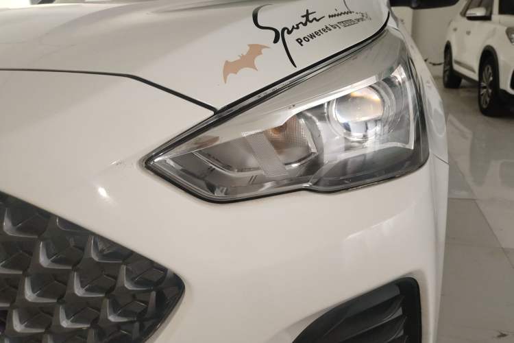 Used Haval M6 2019 1.5T DCT Two-Wheel Drive Elite Version China VI Standard