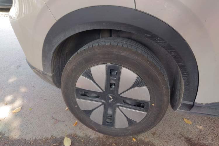 Used Wuling Bingo S 2025 Model 430km Deluxe Edition
