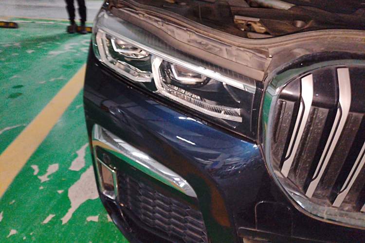 Used BMW 7 Series 2019 740Li Leading Model M Sport Package Right Front Headlight