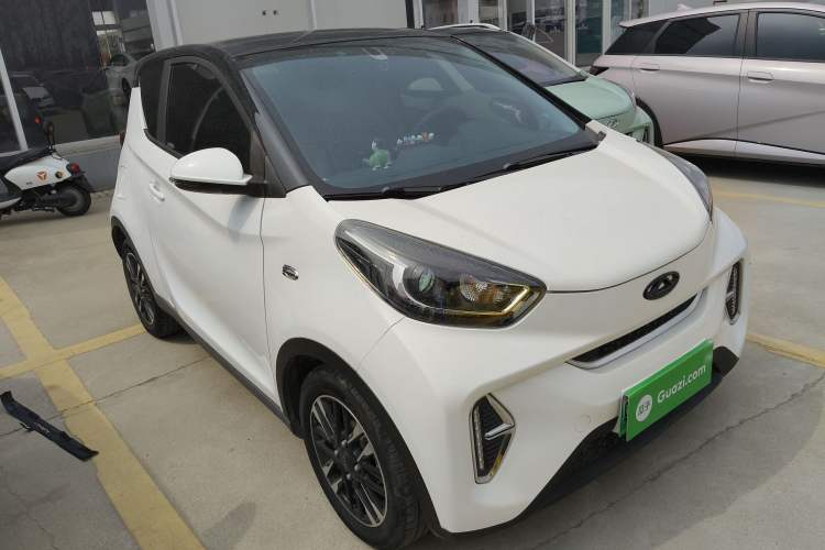 Used Chery Little Ant 2022 Revised Version Sweet Pink Edition Half-Sugar Version Lithium Iron Phosphate 30.7 kWh 30 kW 301 km
