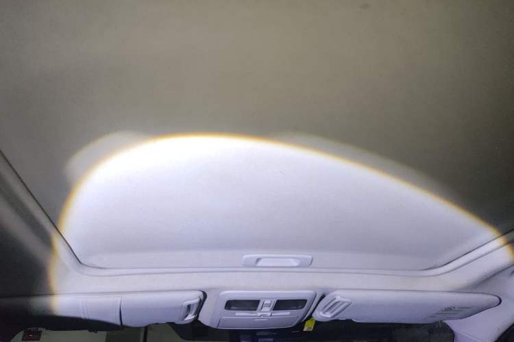 Used Subaru Forester 2013 2.0i Automatic Luxury Edition Headliner