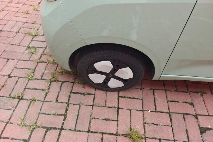 Used Wuling Hongguang MINIEV 2024 3rd Generation 215km Advanced Version