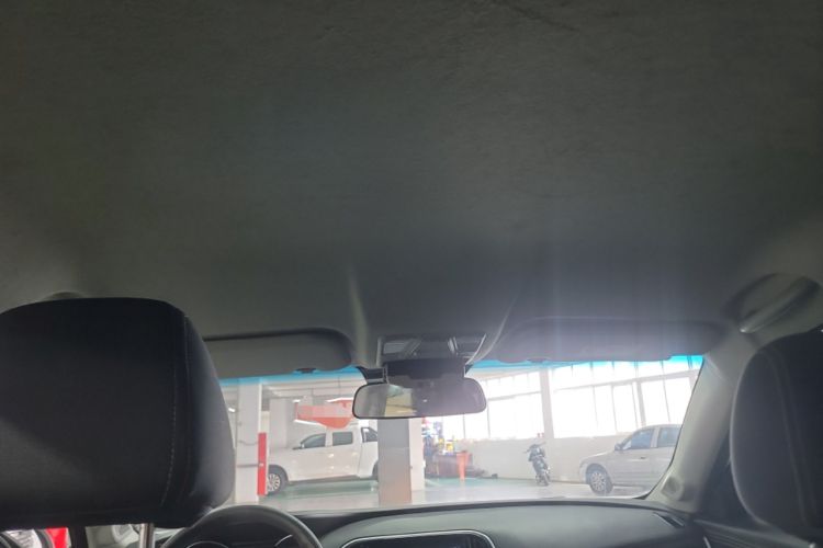 Used JETOUR X70M 2021 1.5T Manual Urban Partner Model 5 Seats Headliner