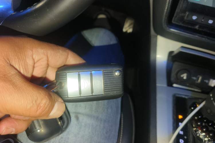 Used Roewe RX5 New Energy 2017 eRX5 50T Hybrid Connected Prestige Flagship Edition
