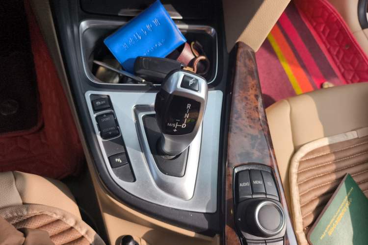 Used BMW 3 Series 2013 320Li Fashion Model
