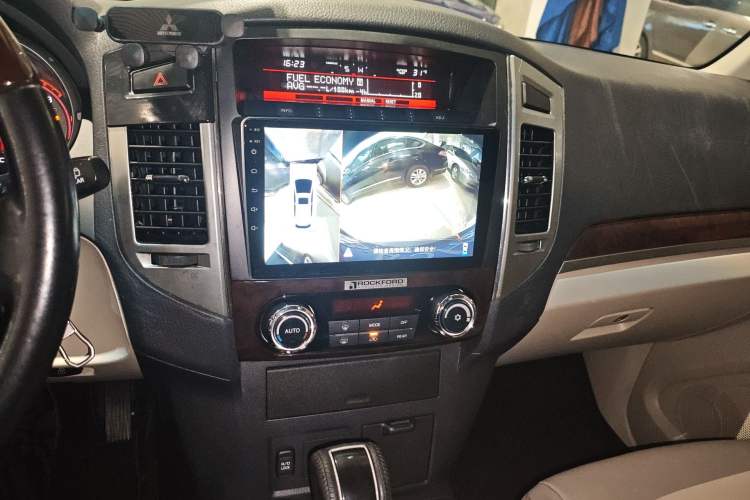 Used Mitsubishi Pajero 2018 V97 3.8L 5-Door GLS Sunroof – Middle East