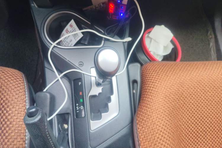 Used Toyota RAV4 2018 2.5L Automatic 4x4 Elite i Edition Gear Lever