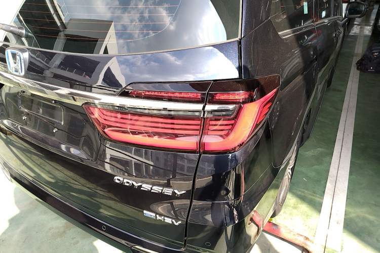 Used Honda Odyssey 2022 2.0L eHEV Sharp Enjoyment Edition
