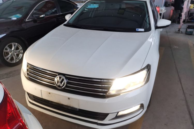 Used Volkswagen Gran Lavida 2015 1.6L Automatic Comfort Edition Front