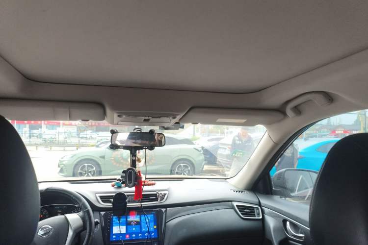 Used Nissan X-Trail 2014 2.5L CVT Leading Edition 4WD Headliner