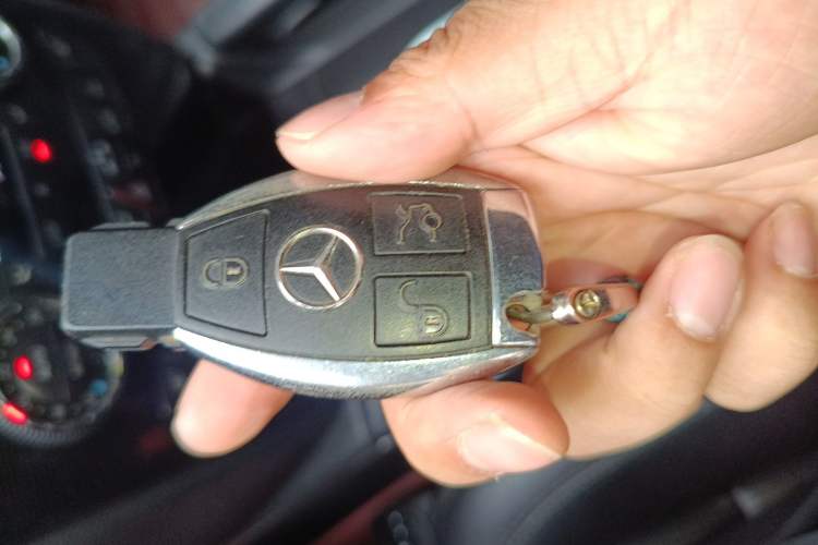 Used Mercedes-Benz M-Class AMG 2011 AMG ML 63 Vehicle Key